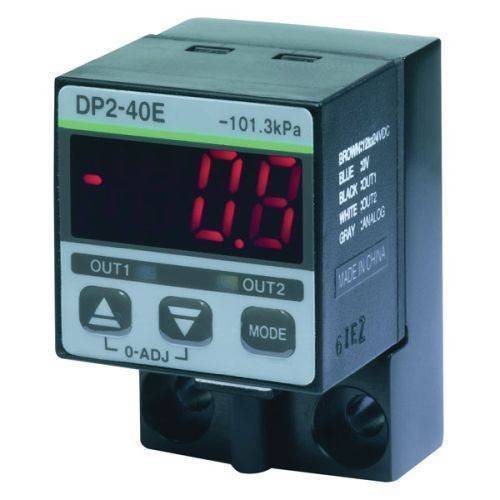 Panasonic DP2-40E SUNX pressure sensor